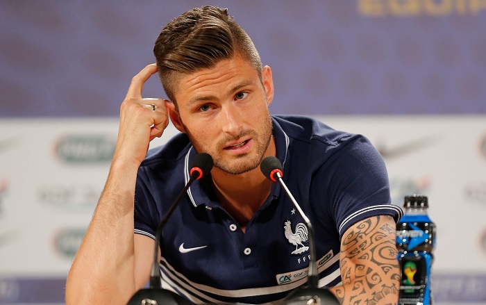 У Оливье Жиру проблемы с коленом, Чемпионаты и лиги