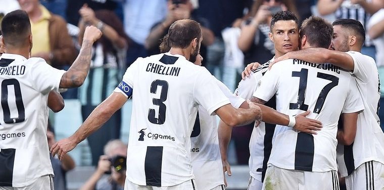 Ювентус обыграл Наполи, Чемпионаты и лиги